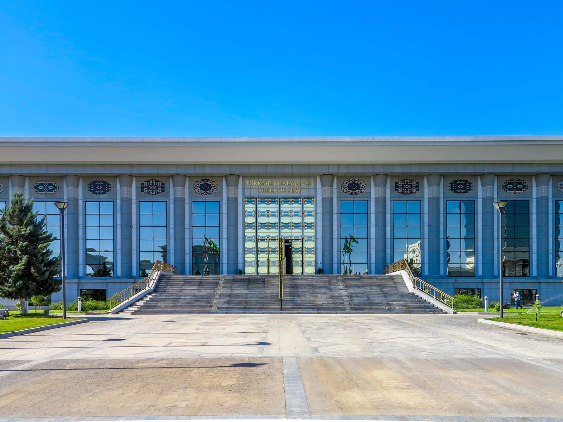 ASHGABAT, TURKMENISTAN - MAY 2017: Turkmen National Carpet Museum Frontal Entrance Gate View, License Type: media, Download Time: 2025-06-19T16:57:44.000Z, User: catalinaaragon, Editorial: true, purchase_order: 56530 - Guidebooks, job: Global Publishing WIP, client: Central Asia 8, other: Central Asia 8