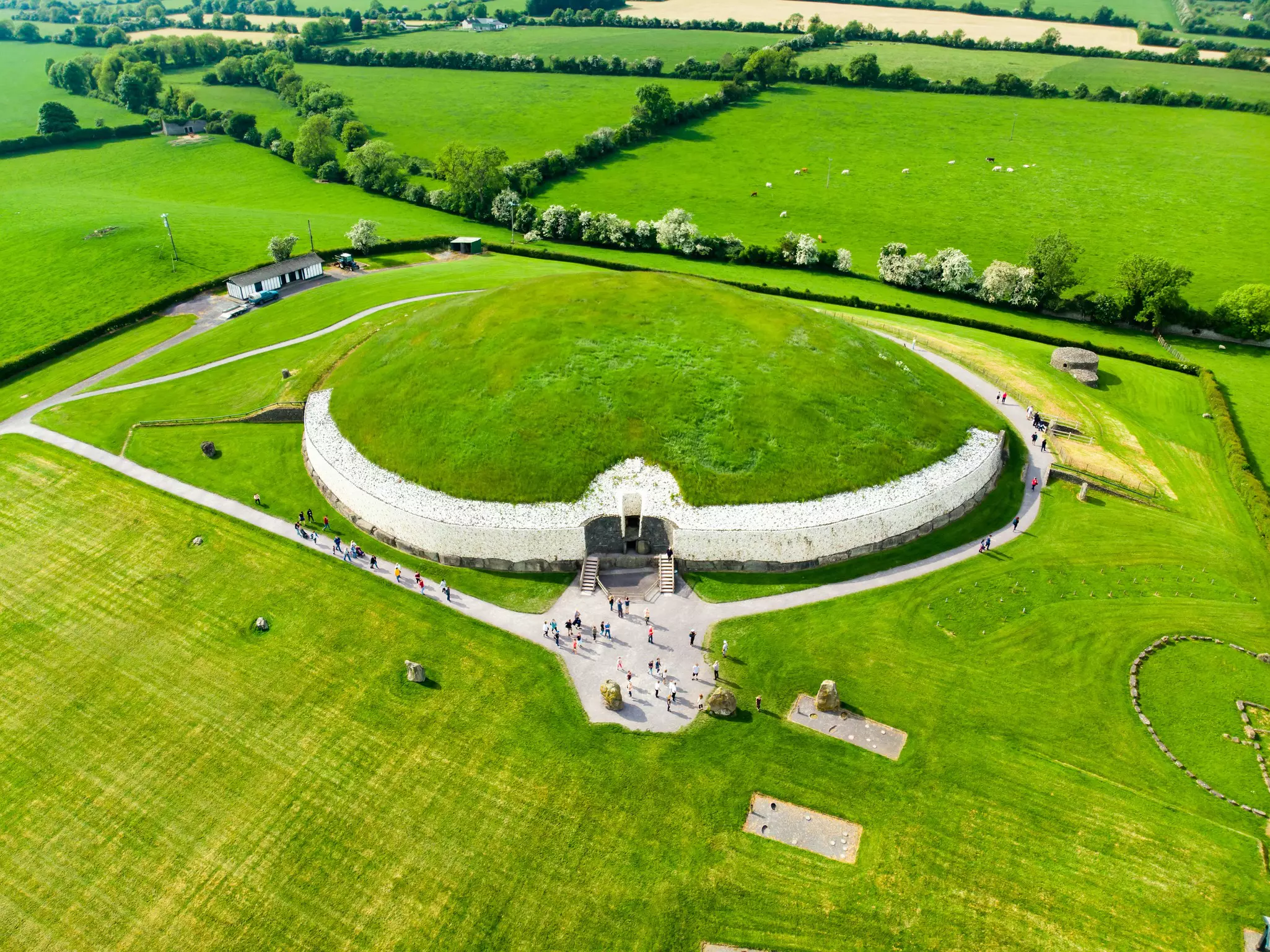 Newgrange, a prehistoric monument built during the Neolithic period, located in County Meath, Ireland. One of the most popular tourist attractions in Ireland, UNESCO World Heritage Site.