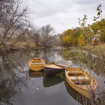 The historic town of Richmond, Tasmania is the perfect cozy fall getaway in Australia. Inesa Hill / Shutterstock