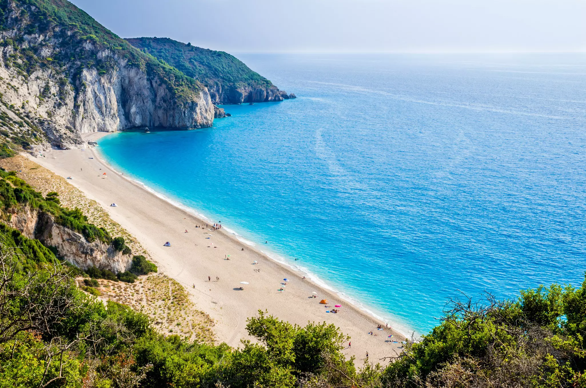 The sweeping sands of Milos beach on Lefkada. Lucian BOLCA / Shutterstock