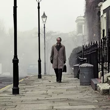 T0154G GARY OLDMAN, TINKER TAILOR SOLDIER SPY, 2011