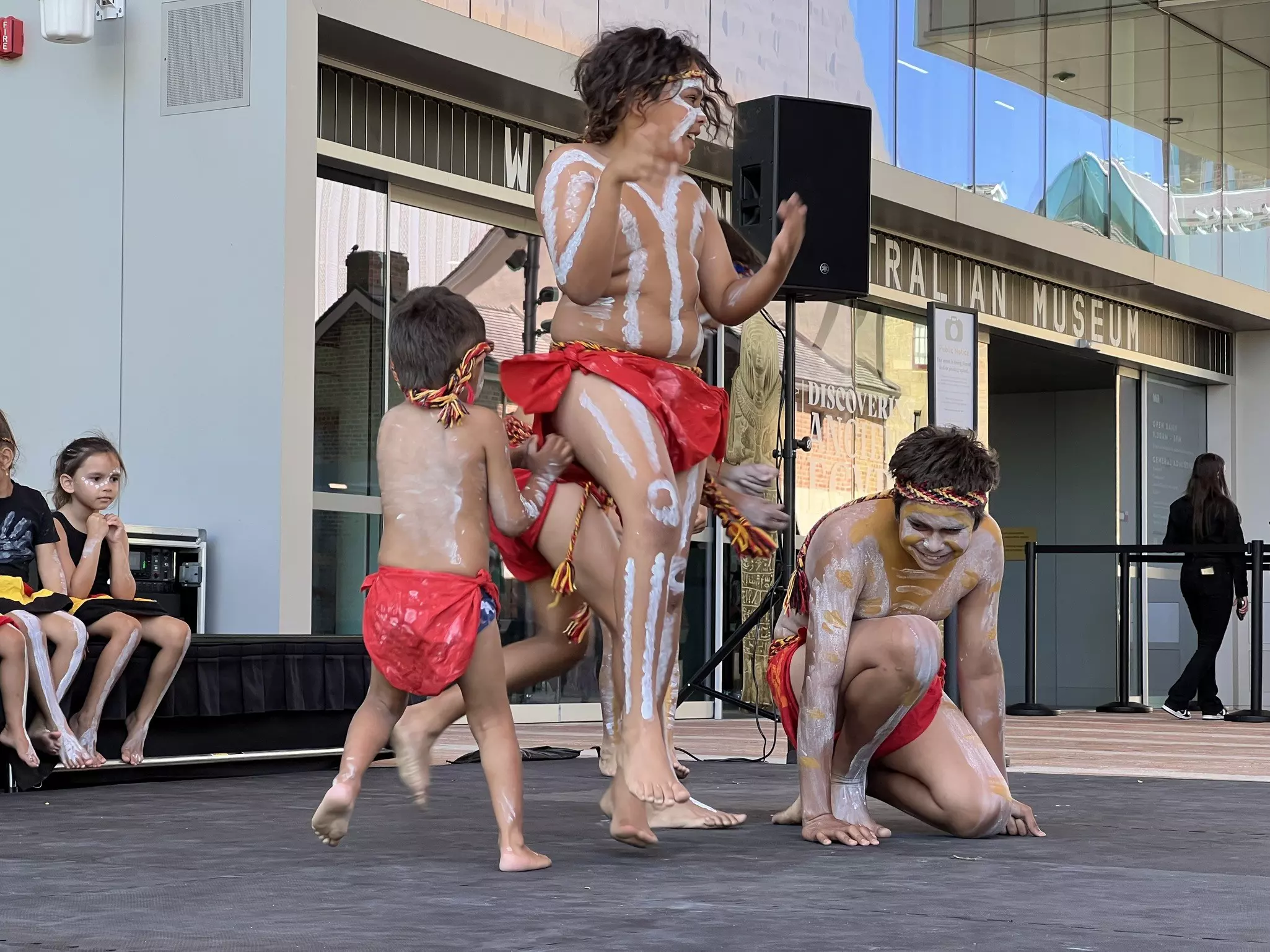 Cultural performers outside Boola Bardip in Perth, Western Australia  © Jessica Lockhart