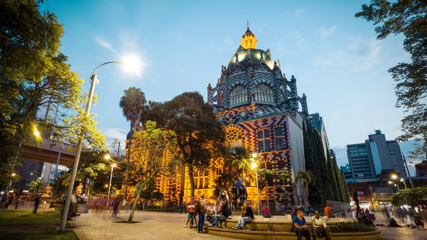 Living in Medellín as a Remote Worker: Cost, Lifestyle and Visa Options (2026)