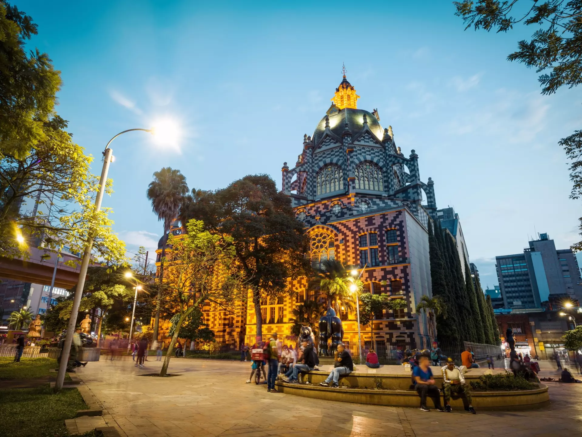 From the flower festivals to the rainiest periods, this month-by-month guide can help you plan your visit to Medellín. Shutterstock