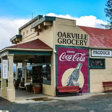 Oakville, CA/USA - Jan. 31, 2016: Oakville Grocery. Founded in 1881, Oakville Grocery is the oldest continually operating grocery store in the state of California.  License Type: media  Download Time: 2023-05-20T06:55:03.000Z  User: claramonitto  Is Editorial: Yes  purchase_order:   