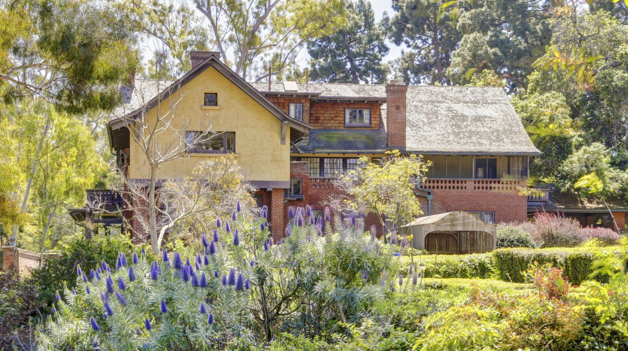 Marston House
Rose garden in San Diego architectural building structure in the center.; Shutterstock ID 101095612; your: Bridget Brown; gl: 65050; netsuite: Online Editorial; full: POI Image Update