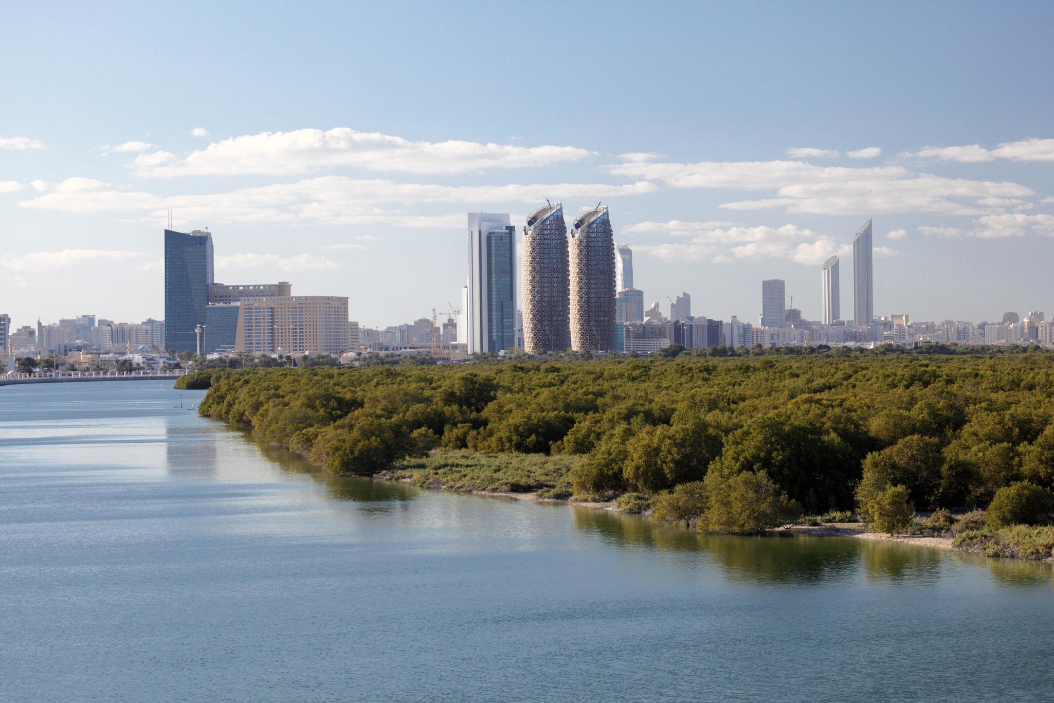 JBH95P Skyline of Abu Dhabi Al Reem Island with mangrove forest in foreground
JBH95P
abu, dhabi, al, reem, gate, building, skyscrapers, highrise, buildings, mangrove, outdoor, nature, water, sea, gulf, arabian, middle, east, united, arab, emirates, architecture, skyline, city
**RIGHTS MANAGED** Skyline of Abu Dhabi Al Reem Island with mangrove forest in foreground