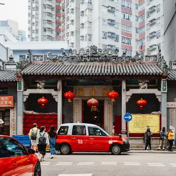 A taxi in Hong Kong. Hide_Studio/Shutterstock