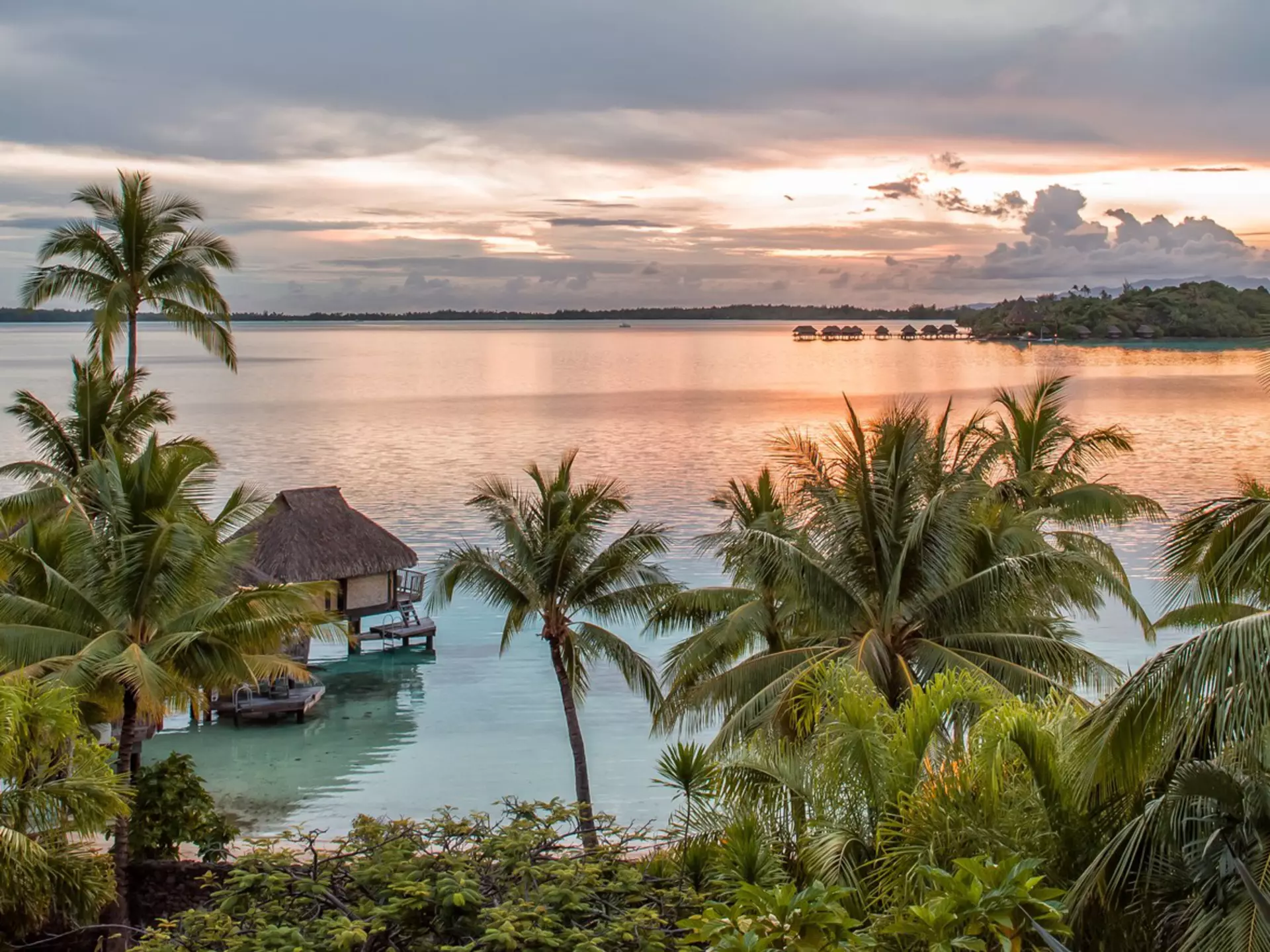 Plan your trip to Bora Bora in French Polynesia with this guide for first-time visitors. aitahiti/Shutterstock