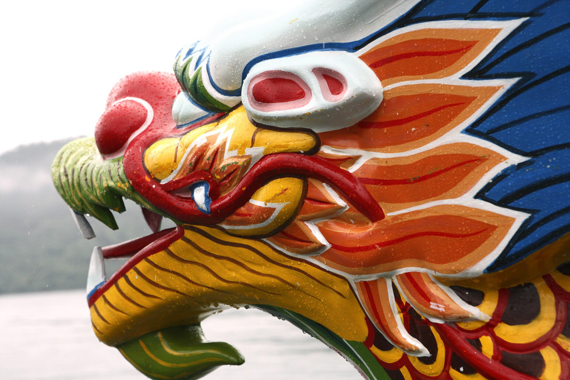Dragon boat detail at Lake Liyu.