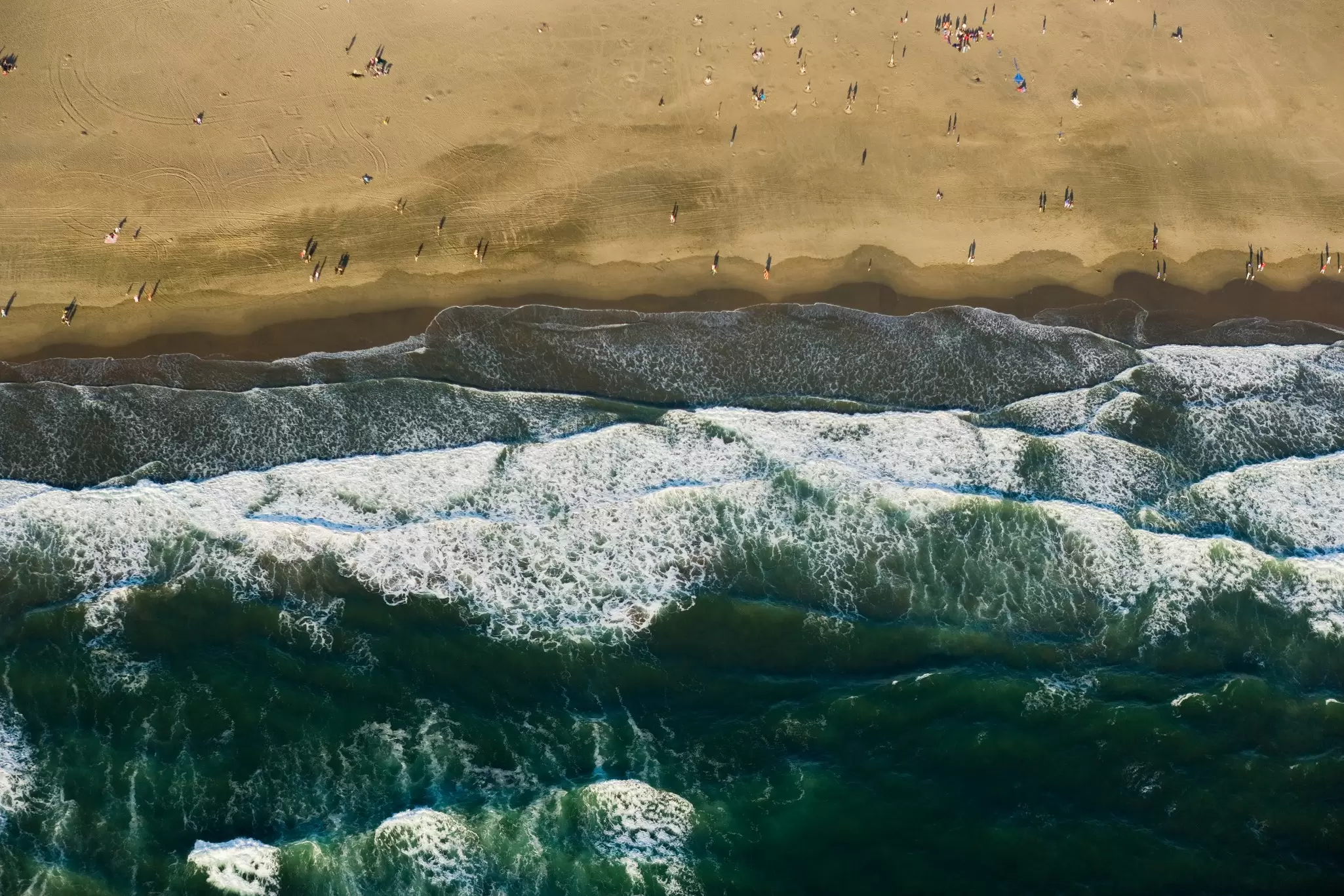 Aerial view of Ocean Beach, San Francisco, CA
601834445
Tranquil Scene, outdoors, nature, bird's eye view, beach, aerial view, drone photography