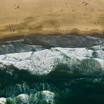 Aerial view of Ocean Beach, San Francisco, CA
601834445
Tranquil Scene, outdoors, nature, bird's eye view, beach, aerial view, drone photography