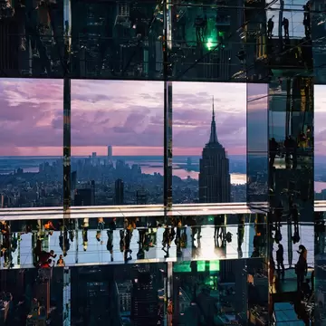 SUMMIT One Vanderbilt, super wide view panorama interior, Sunrise, View to Downtown Manhattan and empire state building, 45 E 42nd St, New York, NY 10017, United States of America. 9.29.2021  License Type: media  Download Time: 2023-12-13T12:36:29.000Z  User: FergalCo  Is Editorial: Yes  purchase_order:   