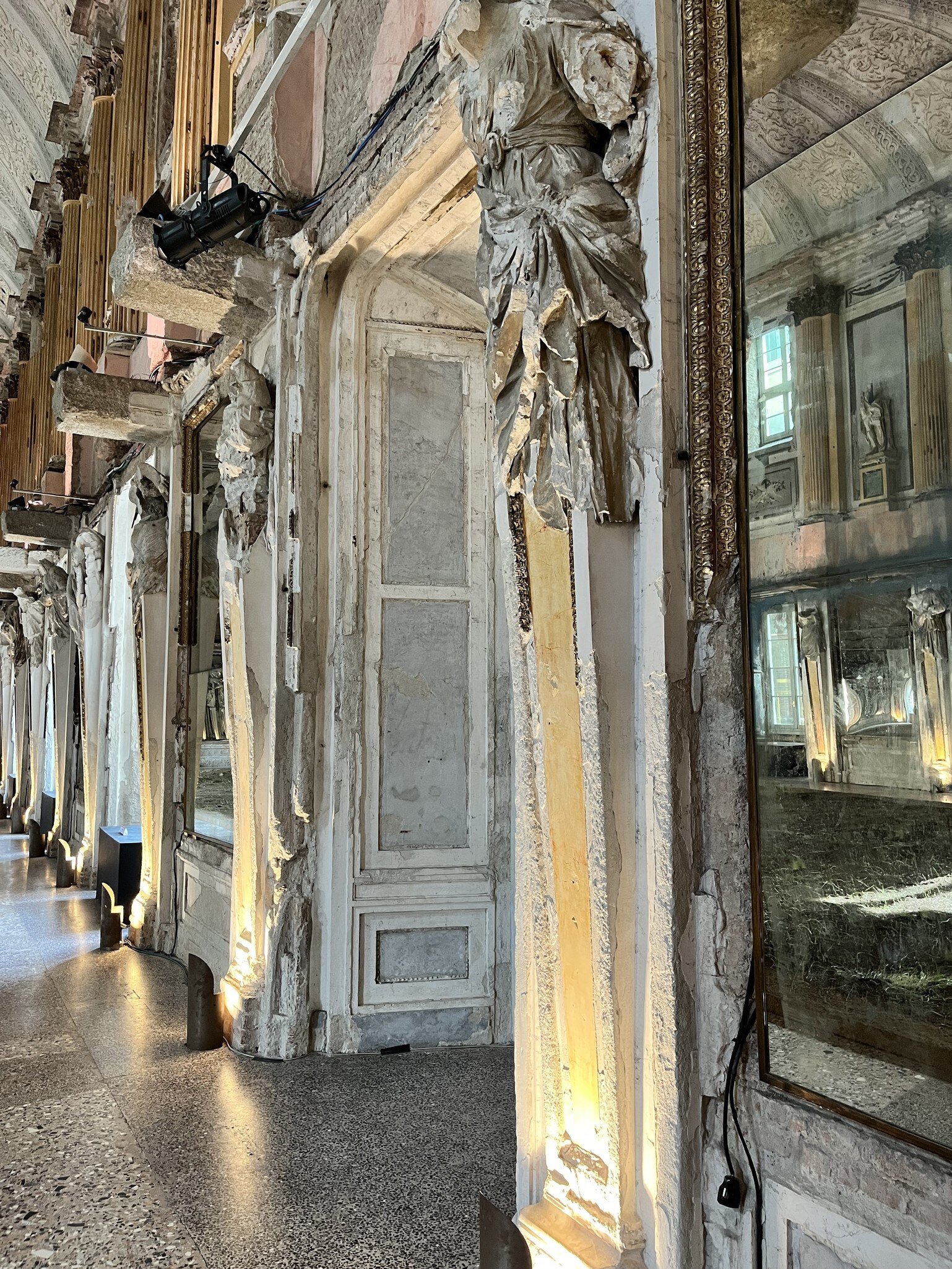 Interior of the Royal Palace Art Gallery - Hall of the Caryatids.