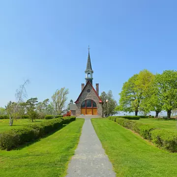 Memorial Church in Grand Pre National Historic Site, Wolfville, Nova Scotia, Canada. Grand-Pré area is a center of Acadian settlement from 1682 to 1755. Now this site is a UNESCO World Heritage Site., License Type: media, Download Time: 2025-12-03T21:02:16.000Z, User: mvm_lonelyplanet, Editorial: false, purchase_order: 56530 - Guidebooks, job: Global Publishing-WIP, client: Experience Canada 1, other: Virginia Moreno