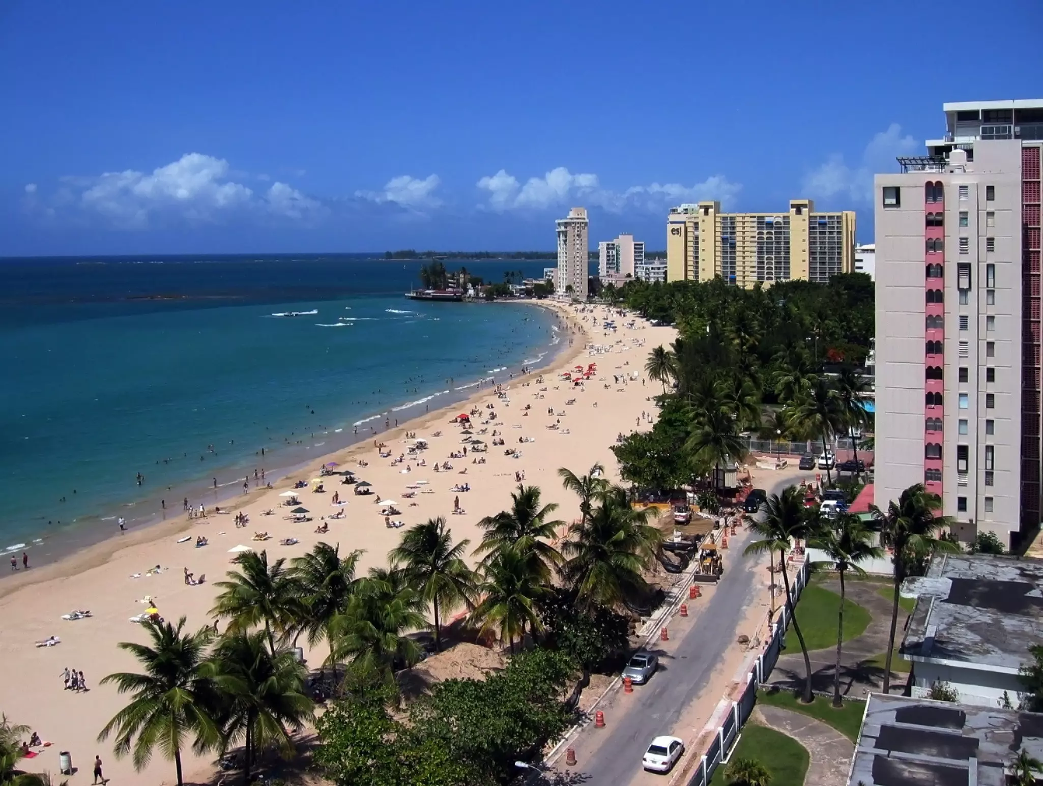 Isla Verde basks behind a long and lovely beach © Israel Pabon / Shutterstock