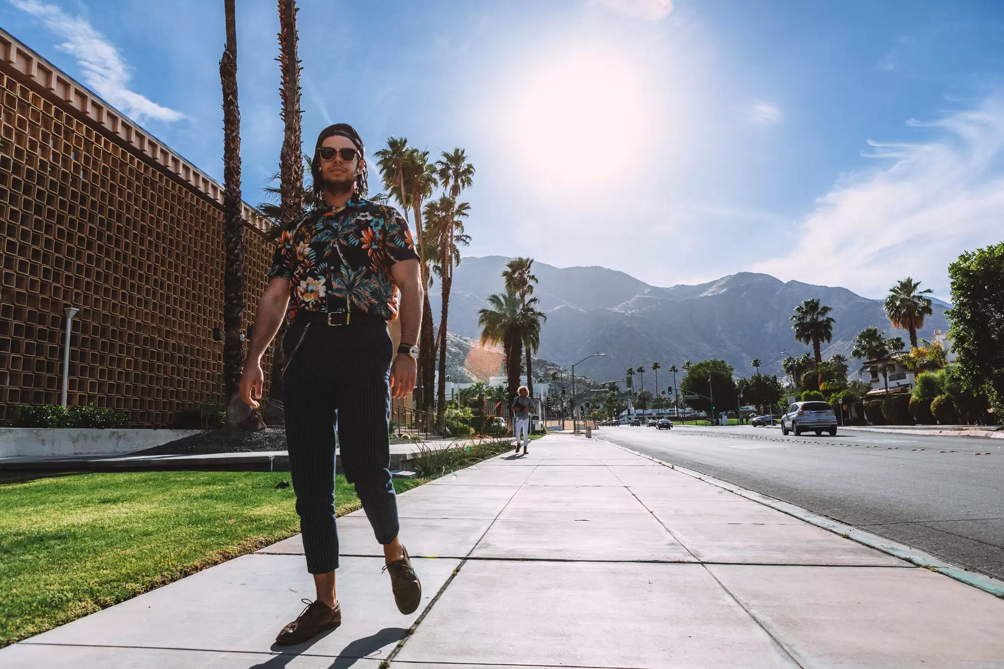 A street scene in Palm Springs, California