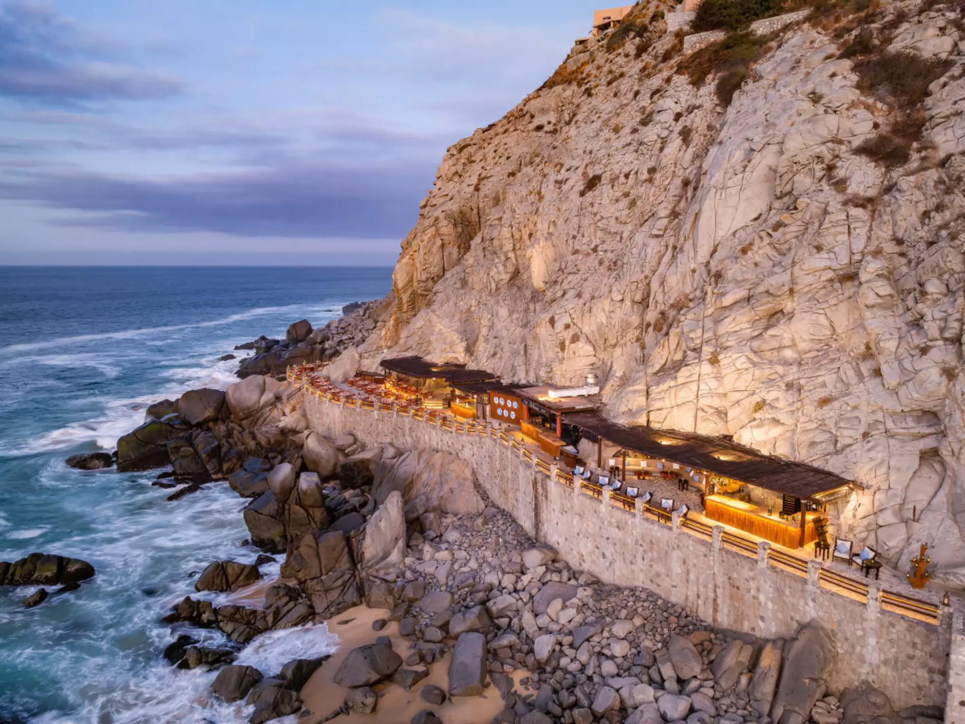 The best hotels in Los Cabos. Los Cabos Tourism Board