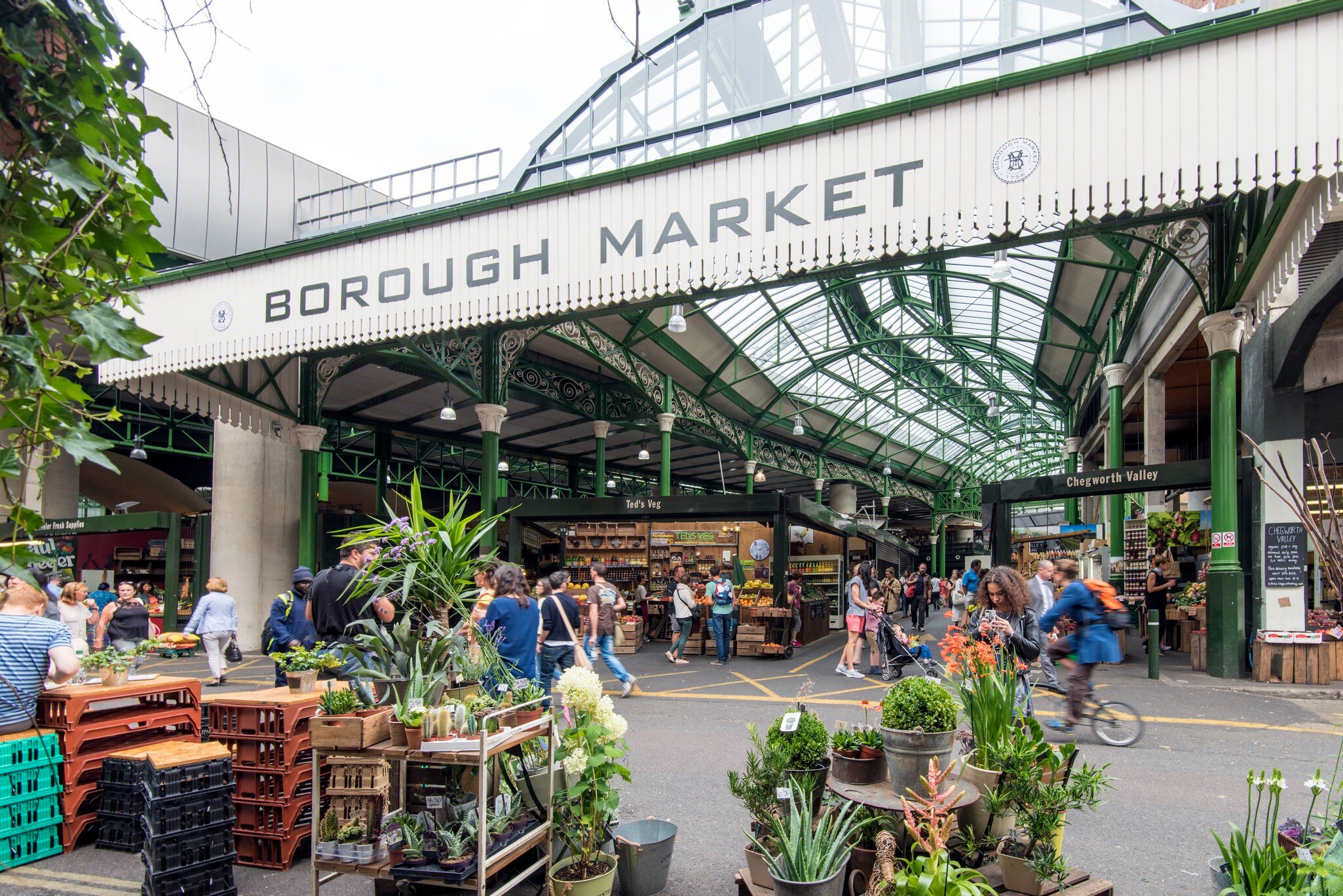 Start your Saturday in London with breakfast at the mighty Borough Market. Howard Kingsnorth/Getty Images