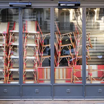 A Parisian restaurant closed