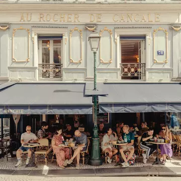 Rue Montorgueil is a street in the 1st arrondissement and 2nd arrondissement of Paris. Amir Hamja for Lonely Planet