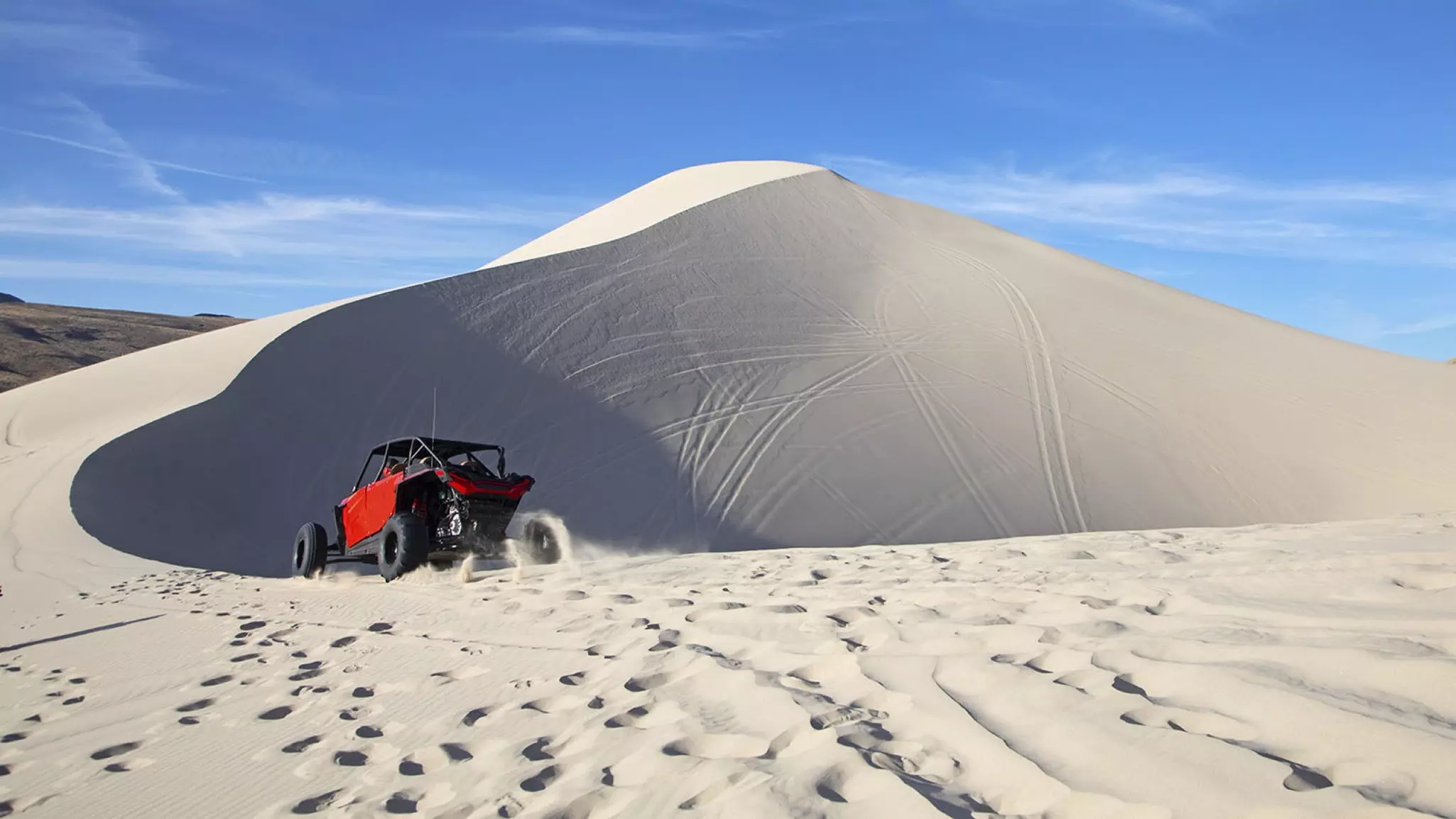 The towering 9-story Sand Mountain is a popular OHV destination © Courtesy of Travel Nevada