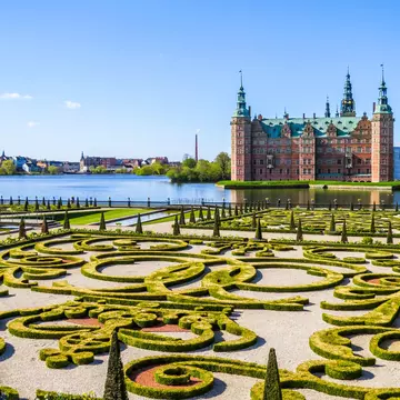 Park and Palace Frederiksborg Slot, Hillerod, Denmark