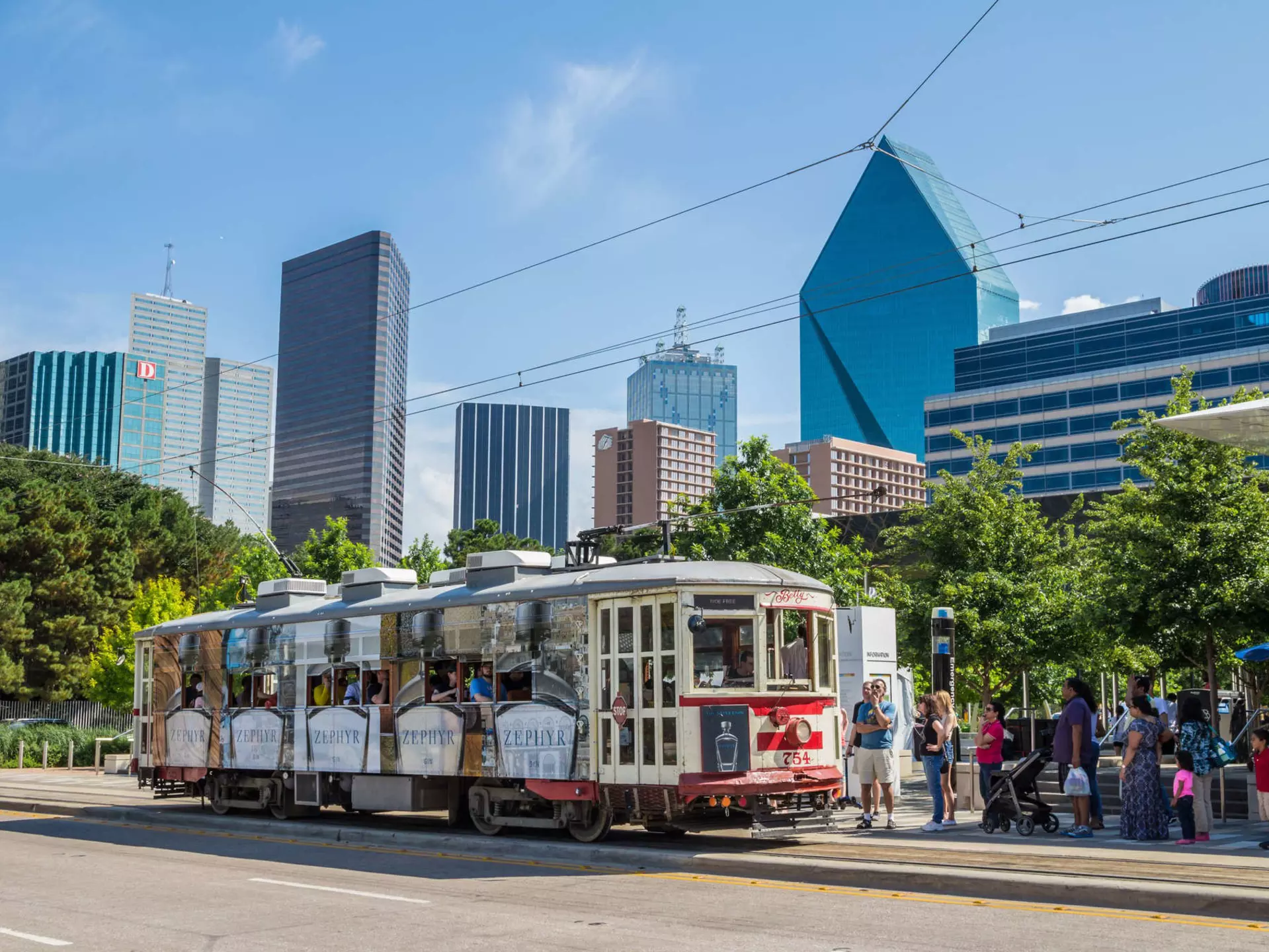 The McKinney Ave Trolley in Uptown Dallas' neighborhood. Joseph Haubert/Visit Dallas