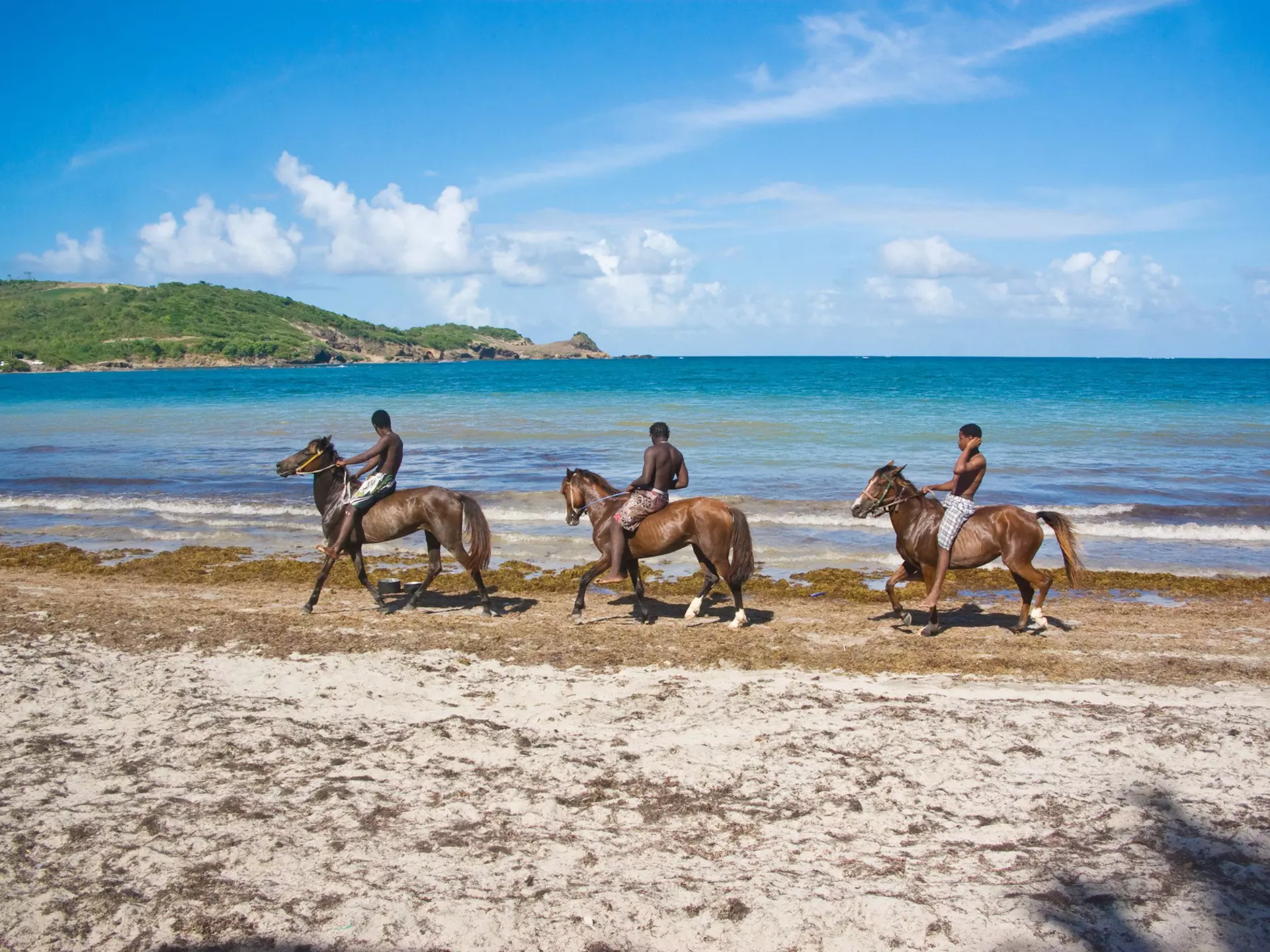 Shoulder season is best for beachgoers ©jaminwell/Getty Images