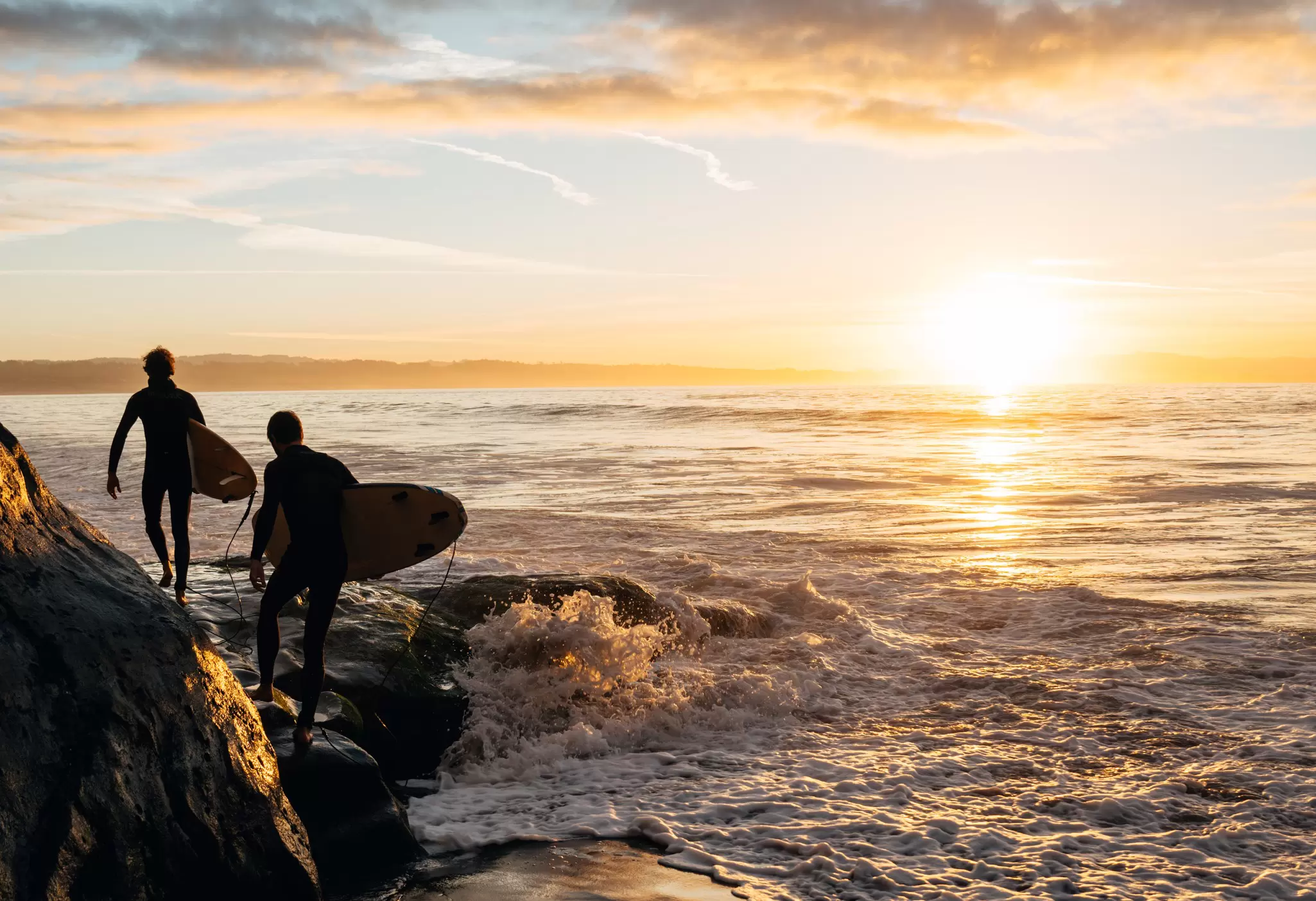 Morning Surf in Santa Cruz, CA, License Type: media, Download Time: 2025-11-11T18:26:30.000Z, User: meg3348277, Editorial: false, purchase_order: 56530 - Guidebooks, job: Global Publishing-WIP, client: Lonely Planet 'Journey - Pacific Coast Highway 1', other: Megan Cassidy