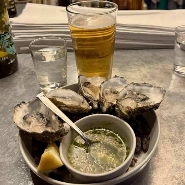 Oysters at Kødbyens Fiskebar 