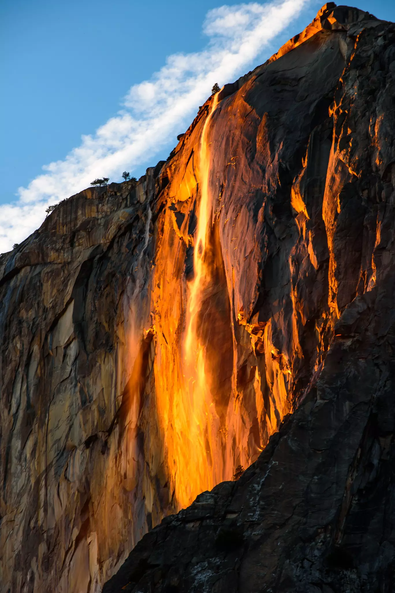 Yosemite National Park at sunset.