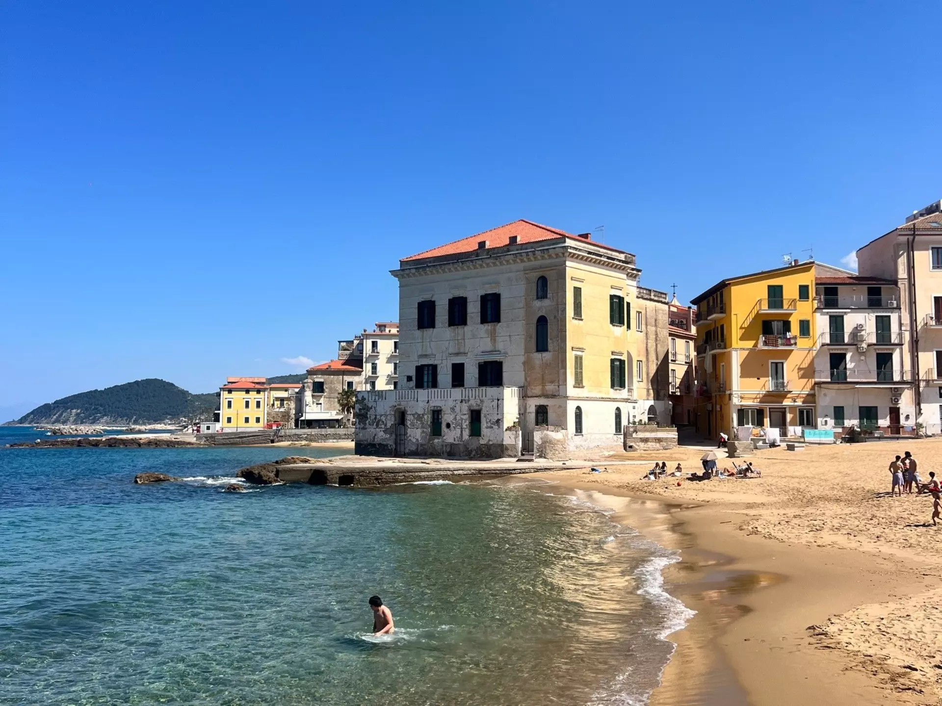 Datu Wellness Retreat - 2026
Salerno, Italy
Serina's Press Trip