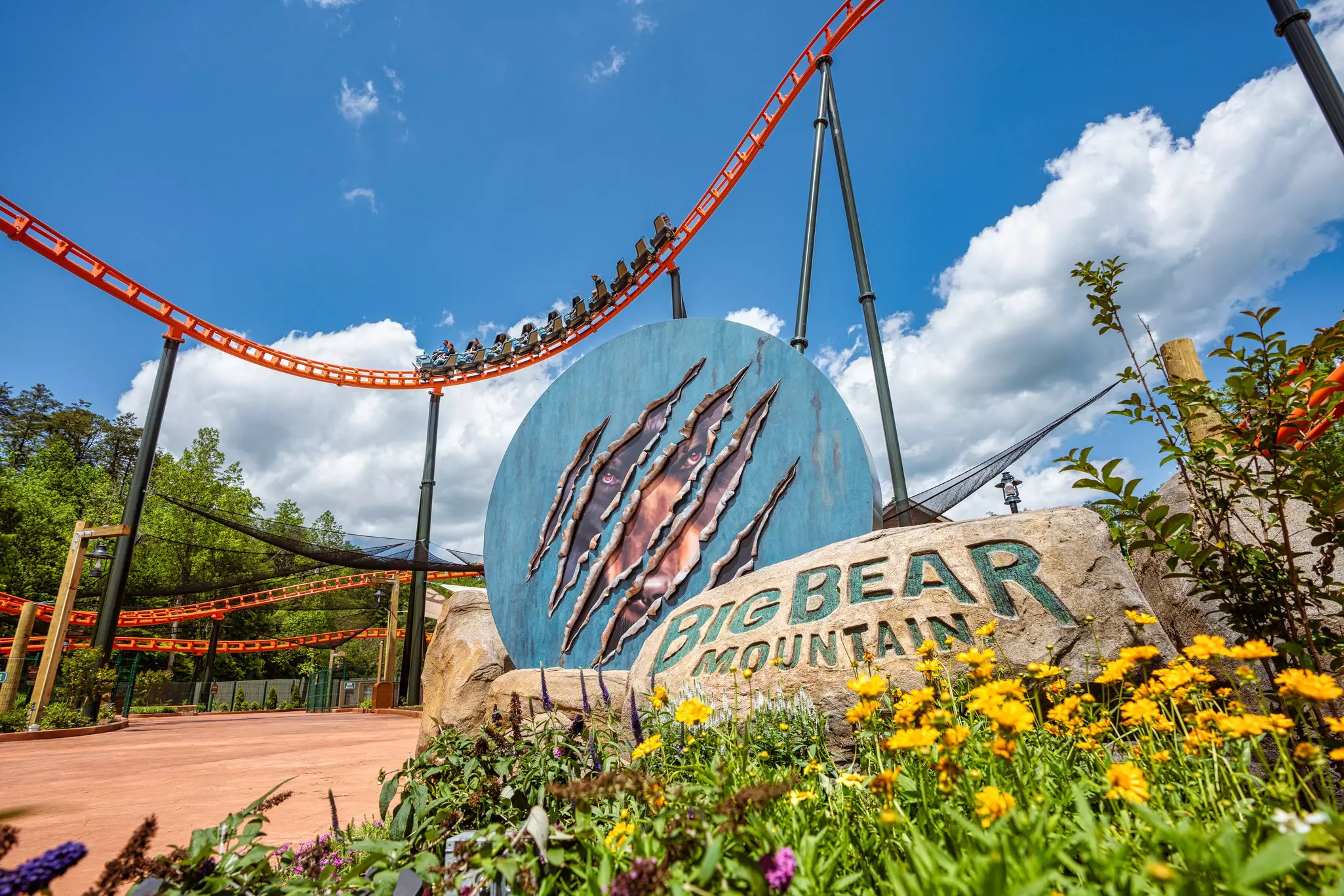 The new Big Bear Mountain rollercoaster has opened at Dollywood © Dollywood