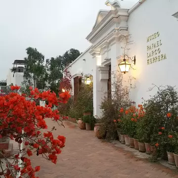 The Museo Rafael Herrera Larco houses thousands of pre-Columbian and pre-Incan artifacts.