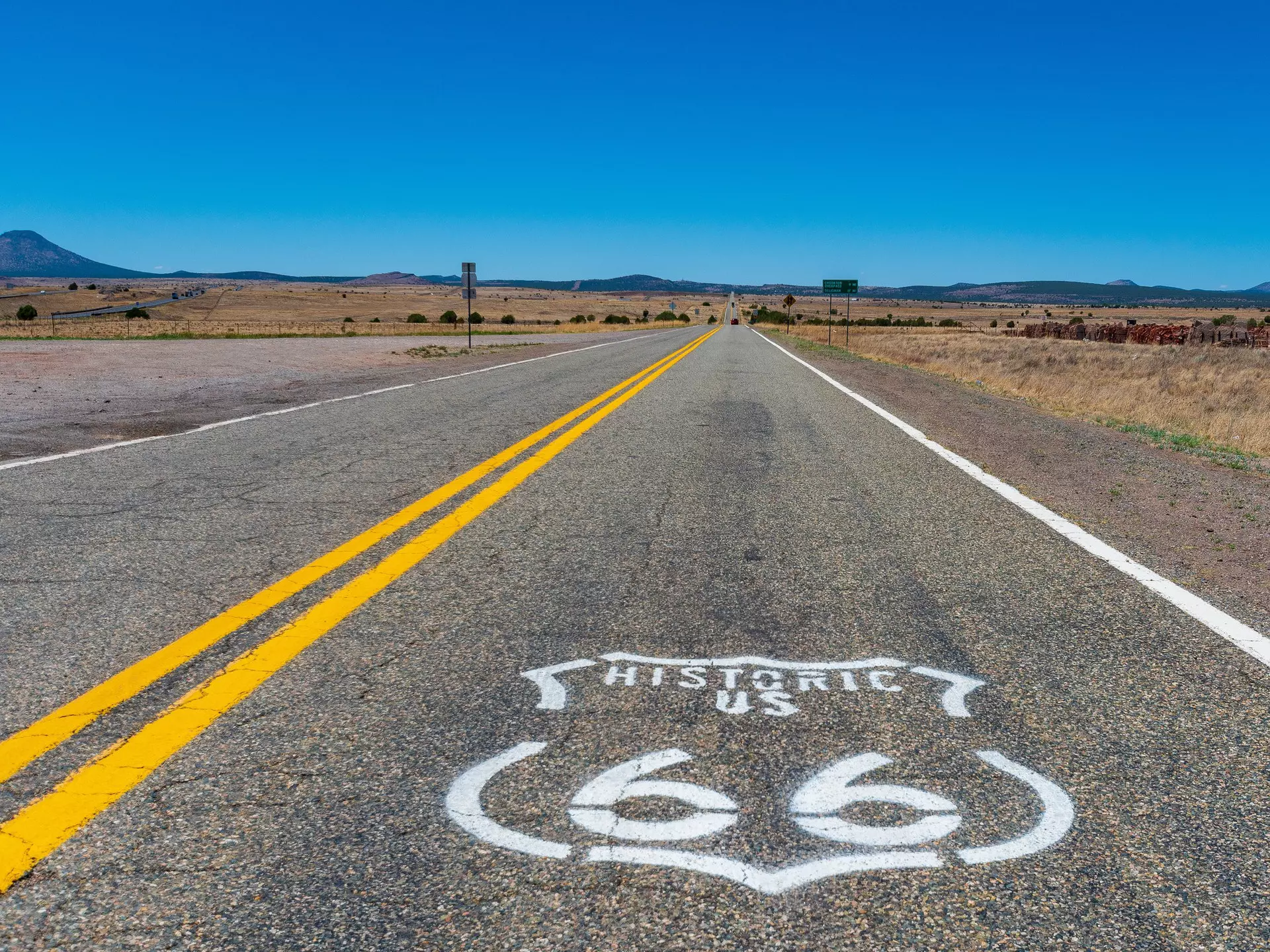 Route 66 is one of the most iconic American experiences. JarekGDA / Shutterstock