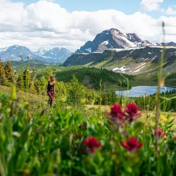 Experience the best of Banff's epic scenery with these day hikes. Cavan Images / Getty Images