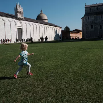 Piazza del Duomo, Pisa. Alexander Howard/Lonely Planet