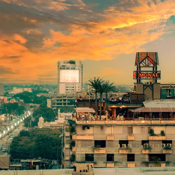 Rooftop dining at Monal in Lahore, Pakistan. Mehar Danish/Shutterstock