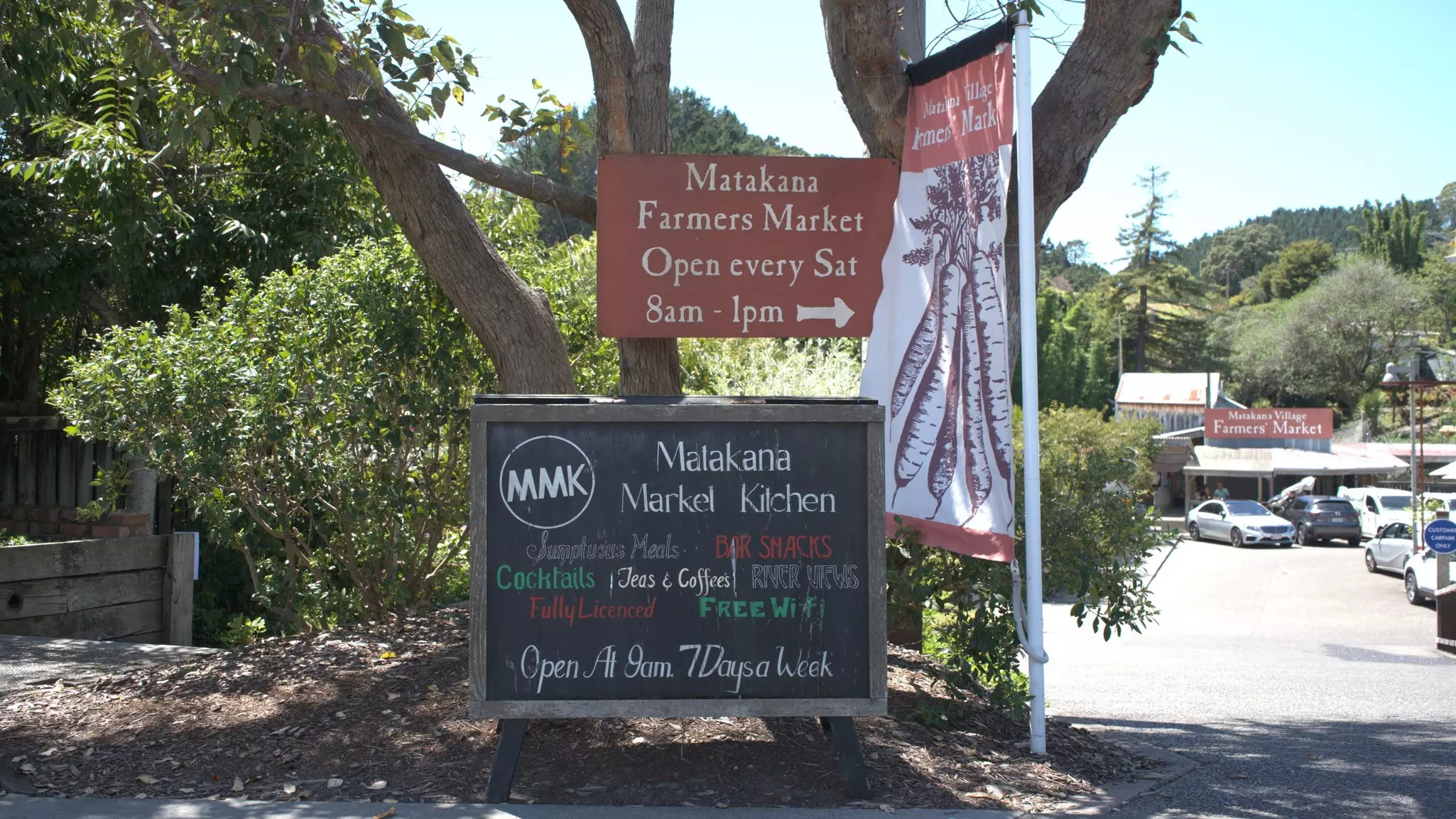 Sign for Matakana Farmers Market and market kitchen.