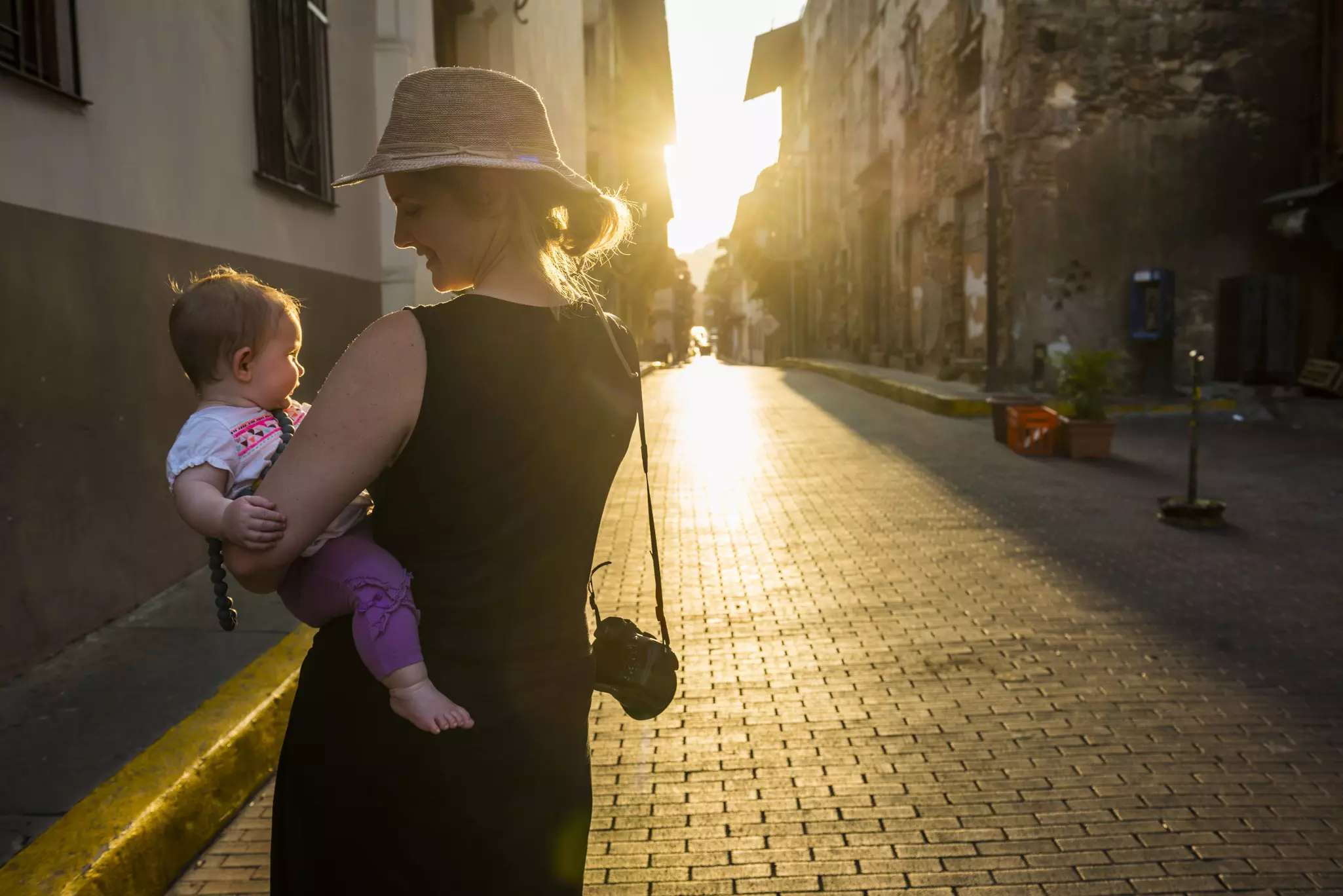 Locals are easy-going and accommodating of babies and children in Panama © Westend61 / Getty Images