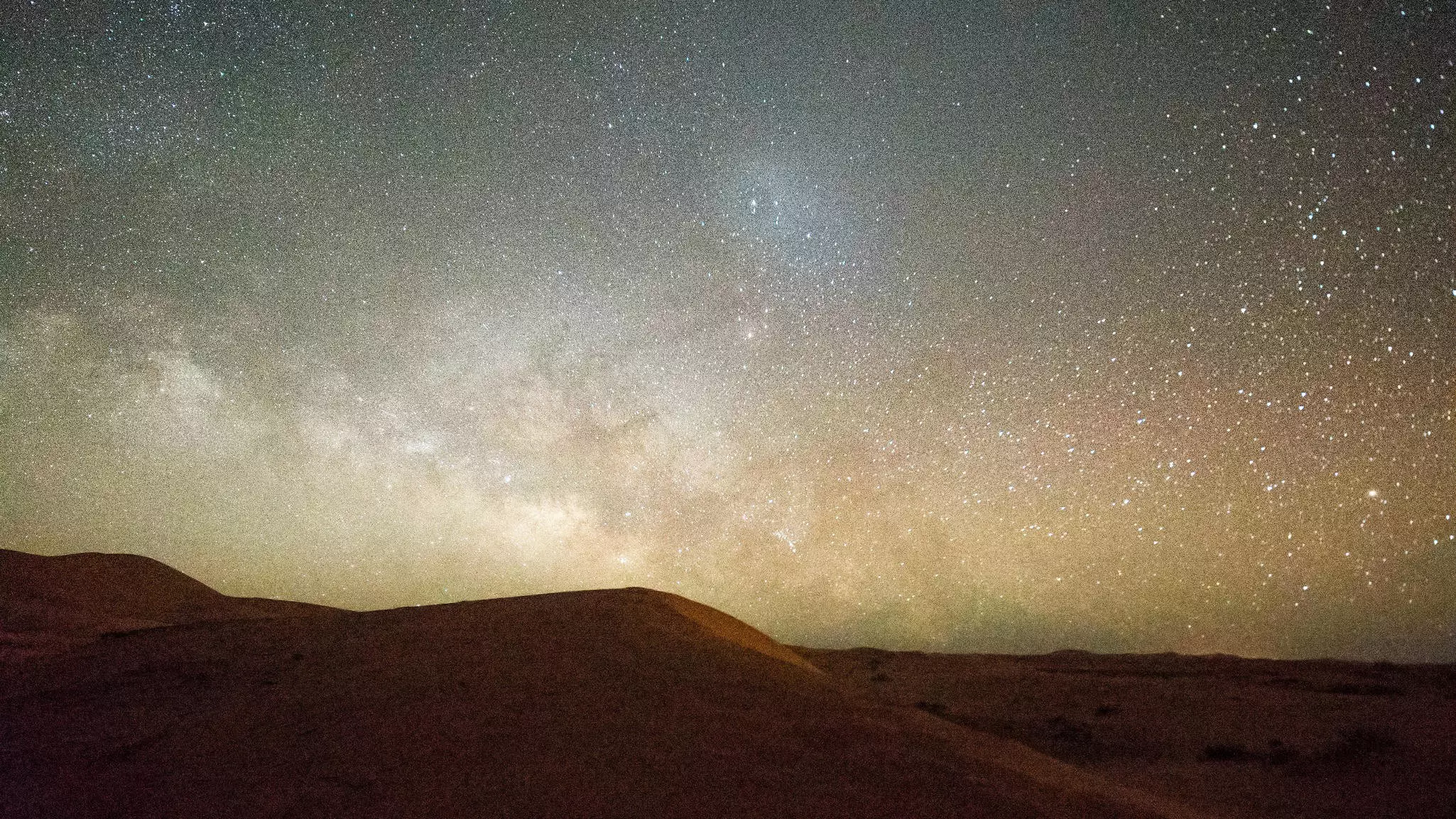 See the desert stars as you've never seen them before in the Moroccan Sahara © dubassy / Alamy Stock Photo