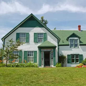 Exterior view of the Green Gables Heritage Place in Prince Edward Island, Canada.