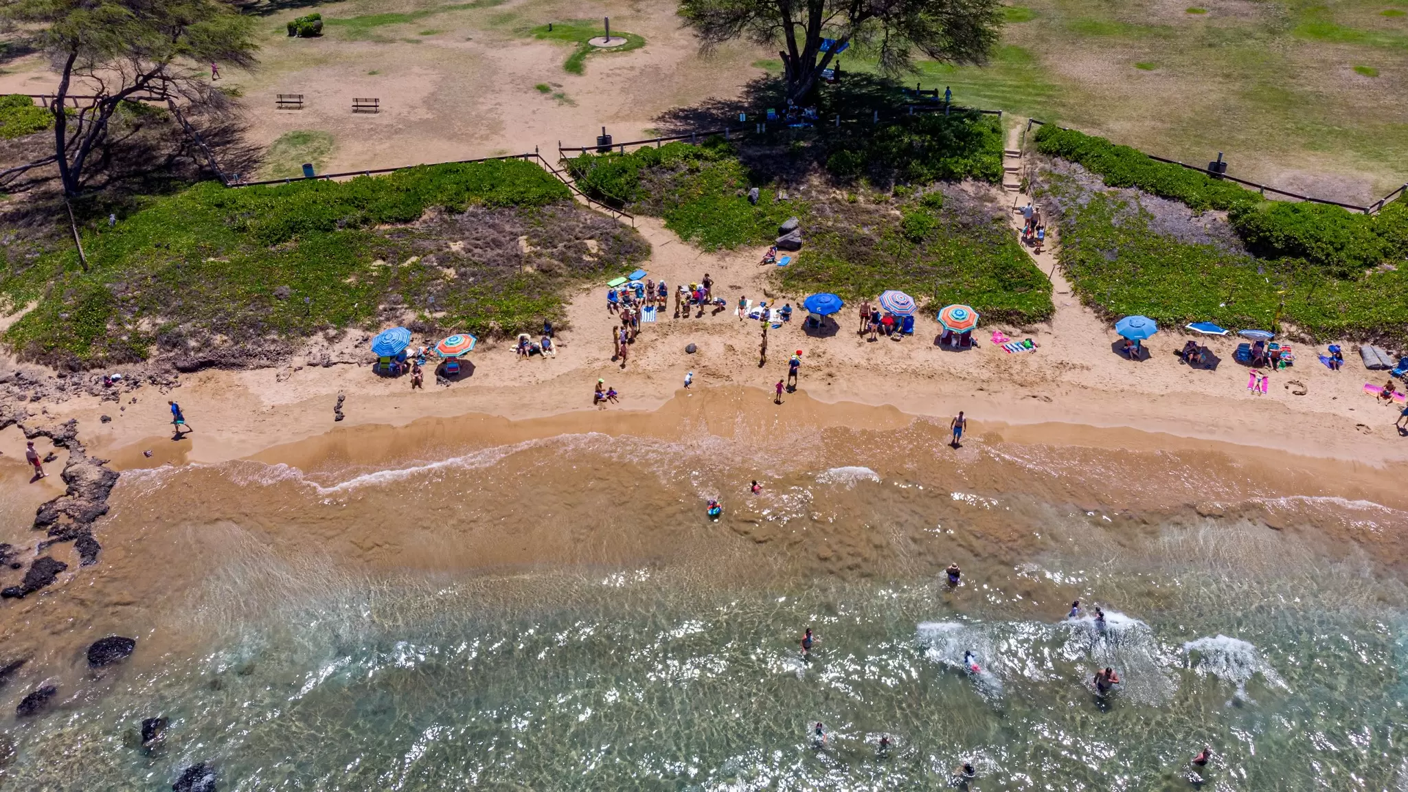 A beach along south Maui. Shutterstock