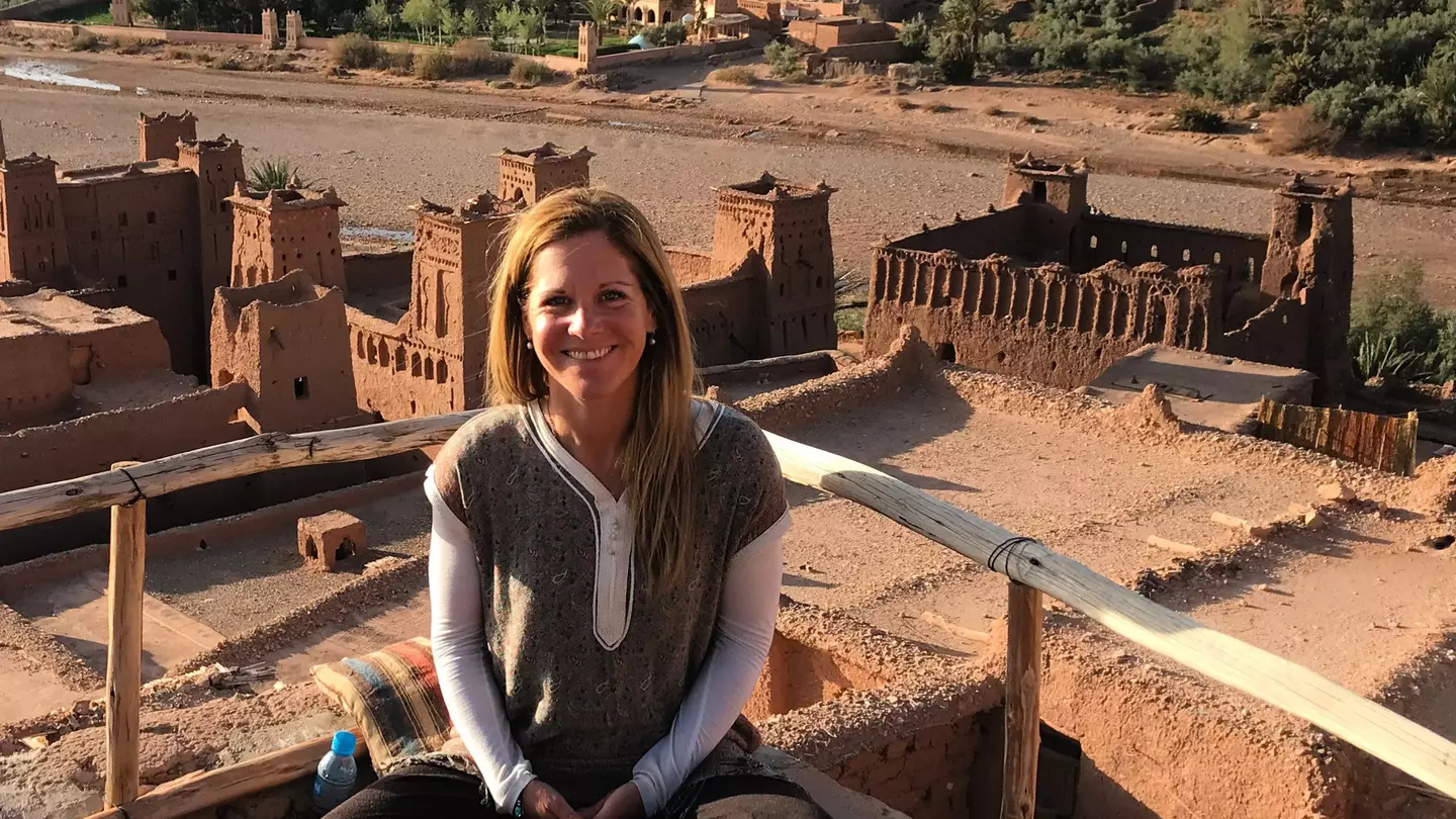 Local writer Sally Kirby enjoys tea time in Ait Ben Haddou, Morocco © Sally Kirby