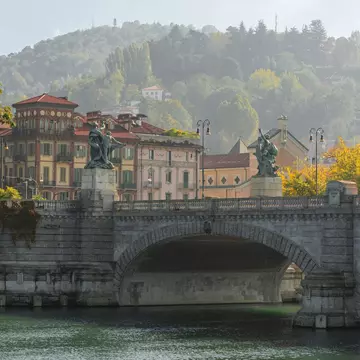 Umberto I bridge, Turin, Piemont, Italy. View of the autumn hills of the west side of the Po river in Turin; Shutterstock ID 2400633659; purchase_order:65050 - Digital Destinations and Articles; job:Online editorial; client:Weekends in Italy; other:Ann...