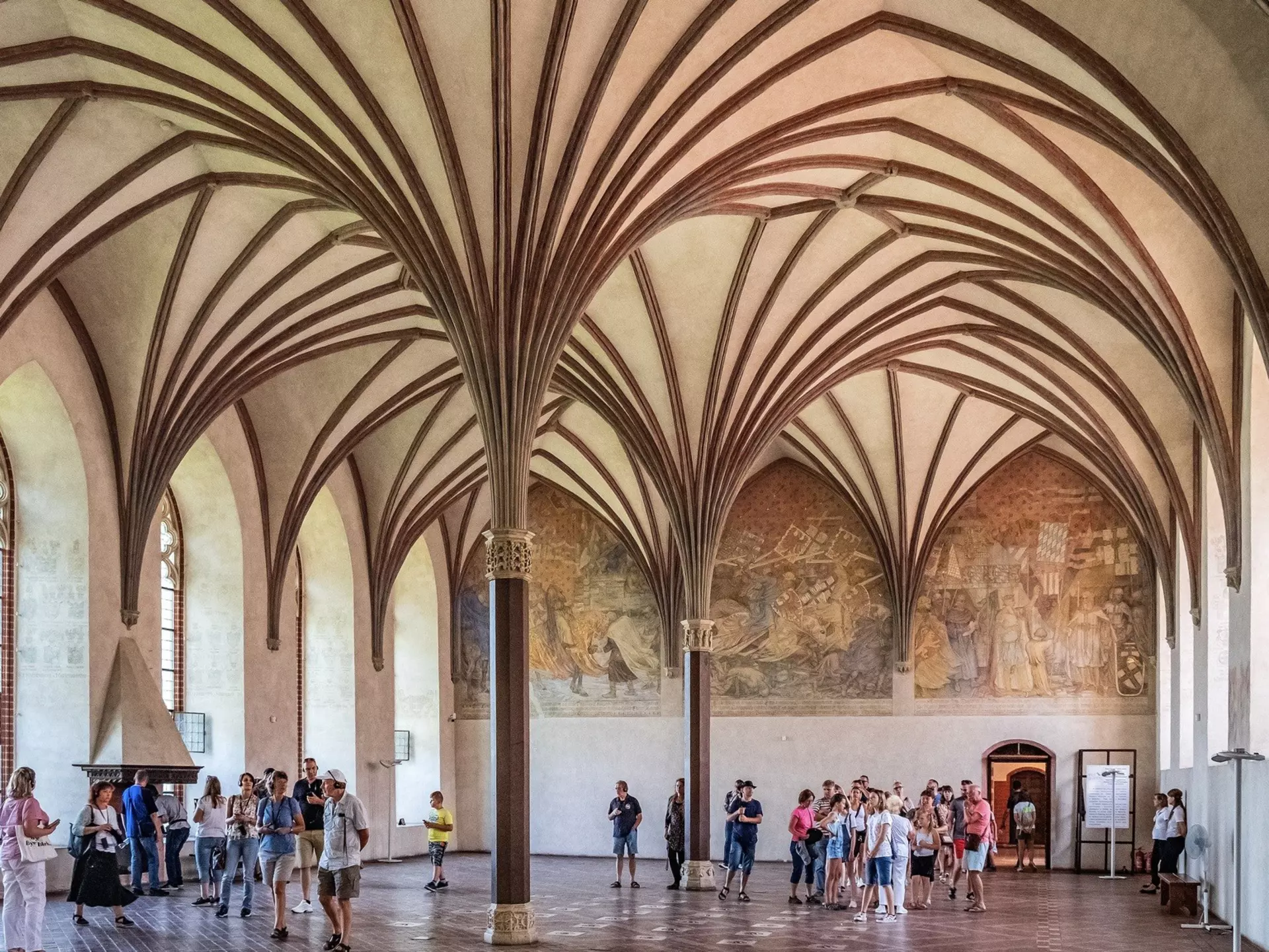The Great Refectory at Malbork Castle, Poland. ArtMediaFactory/Shutterstock