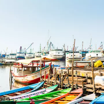 End day one of your Jakarta jaunt with a look at the ships in Sunda Kelapa. Kzenon / Shutterstock