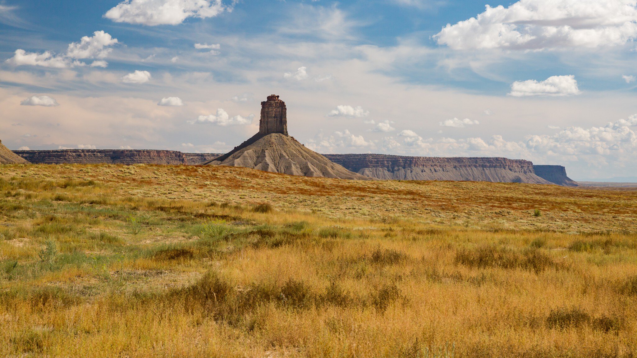 Chimney Rock an abrupt butte near Cortez, 2015; Shutterstock ID 348954998; purchase_order: 65050; job: POIs; client: Lonely Planet; other: digital download