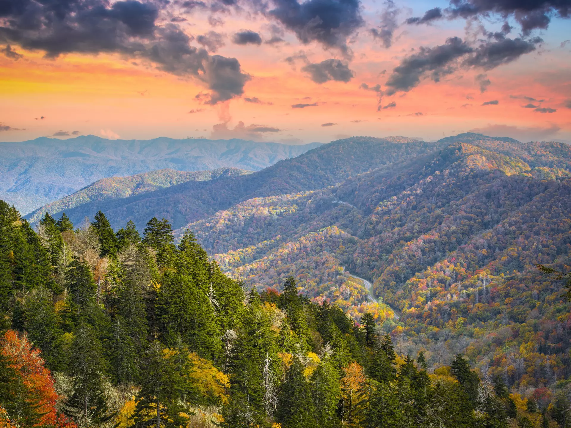 The Great Smoky Mountains are a perfect location to celebrate Thanksgiving. Sean Pavone/Shutterstock